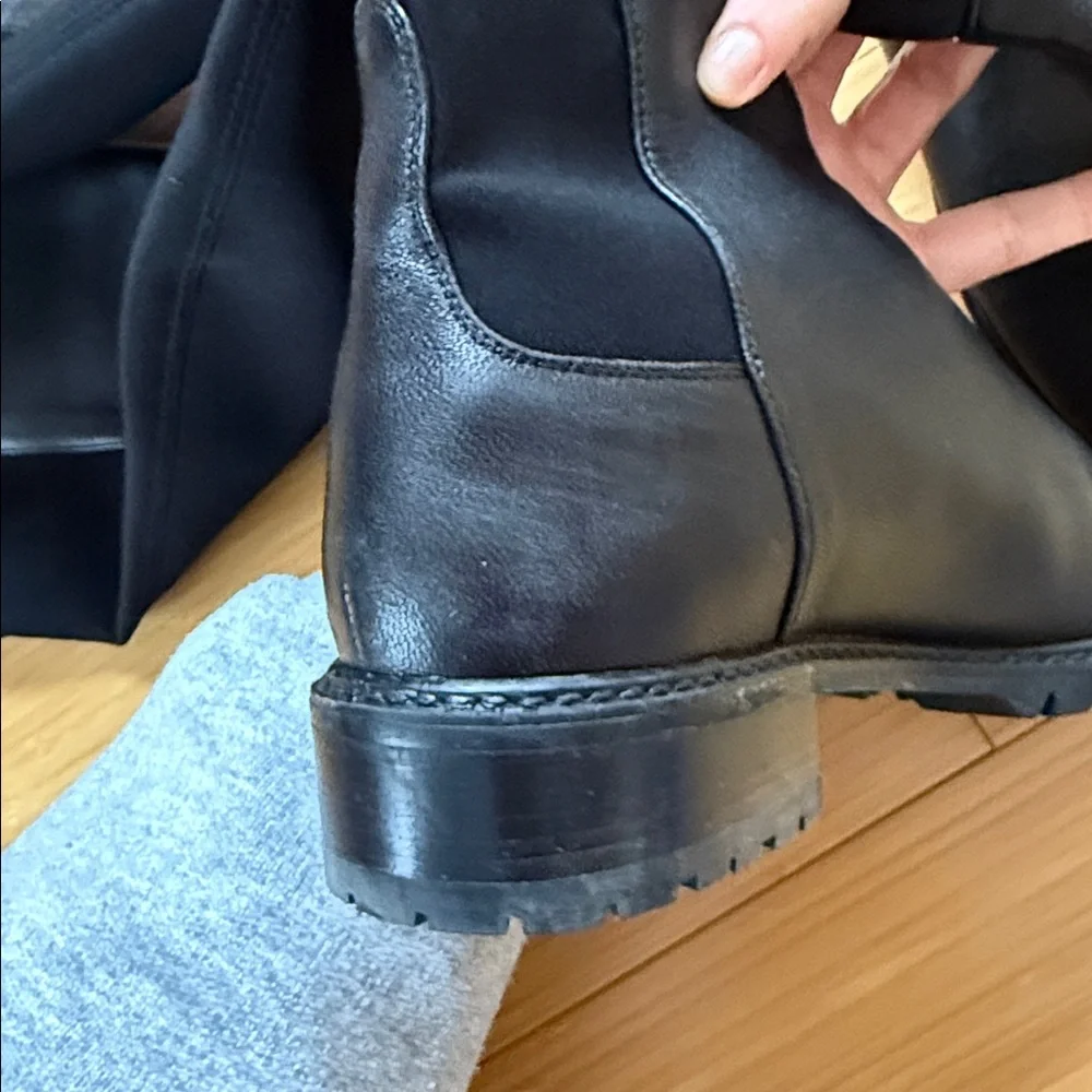 Stuart Weitzman City Boots in black size 7